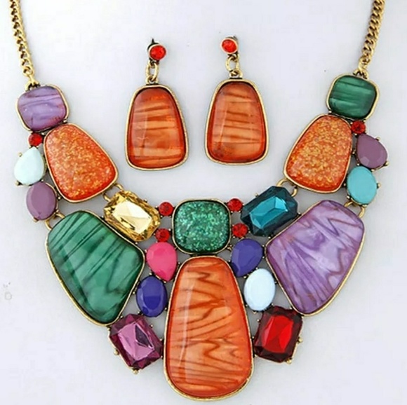 Jewelry - Beautiful multicolored jewelry set 